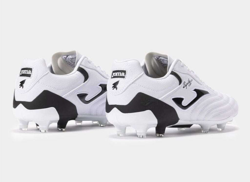 Joma Aguila Rugby Boots - White/Black